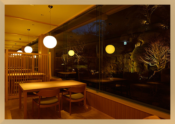 御食事処「仙郷楼・陽」内観