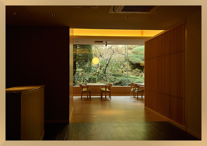 御食事処「仙郷楼・陽」内観